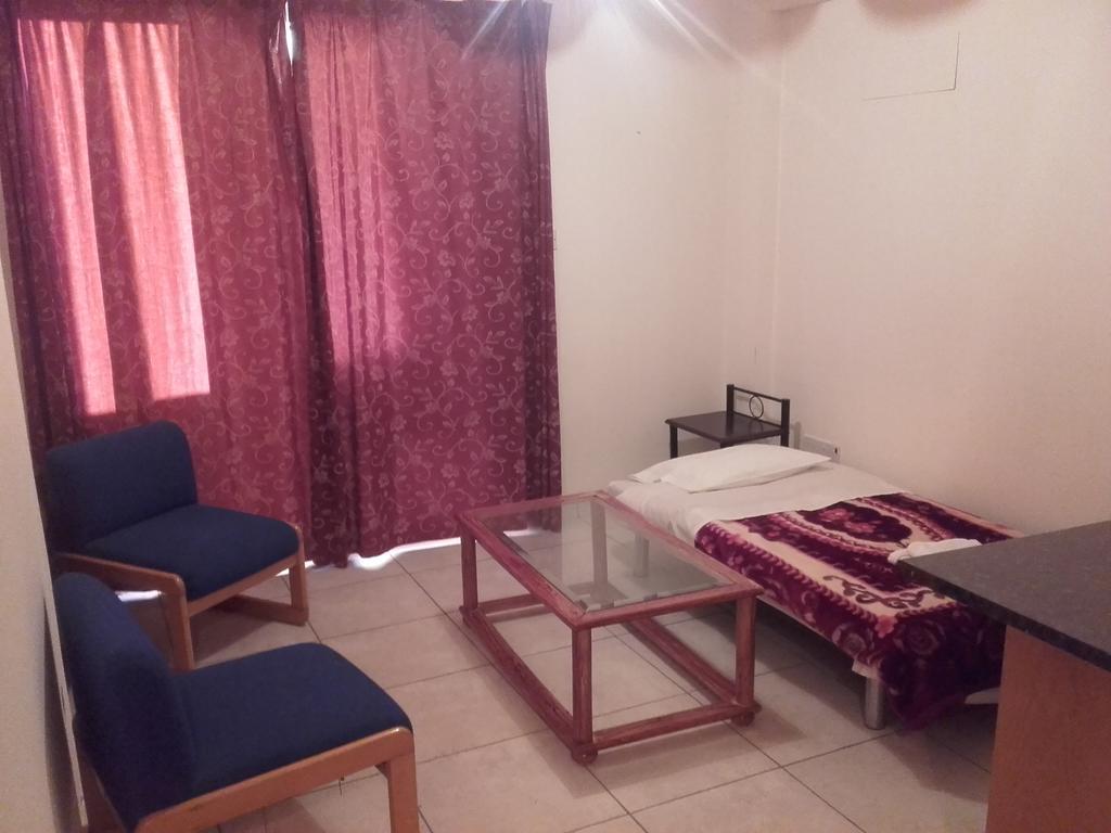Property Direct Posidon Court Ларнака Экстерьер фото